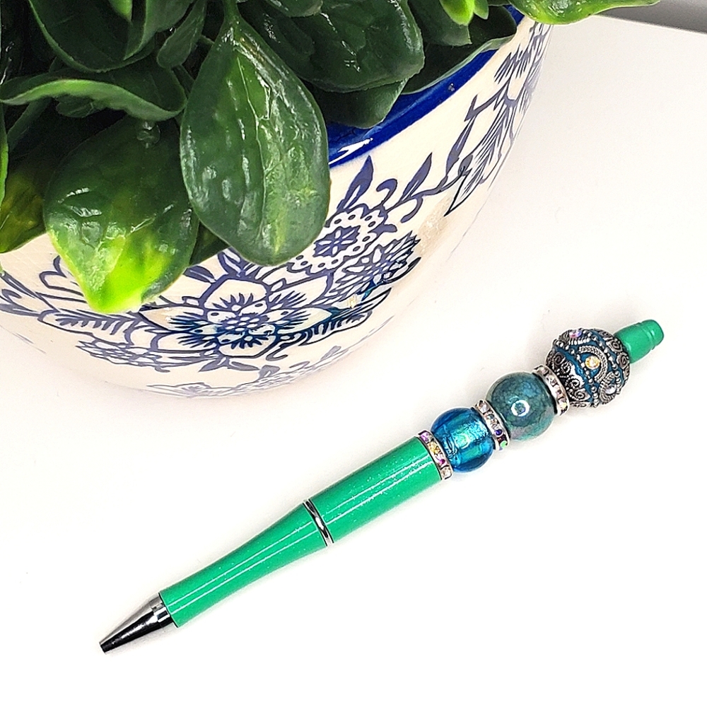 OCEAN MIST BEADED PEN